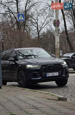 Позашляховик / Кросовер Audi Q7 2016 в Одесі