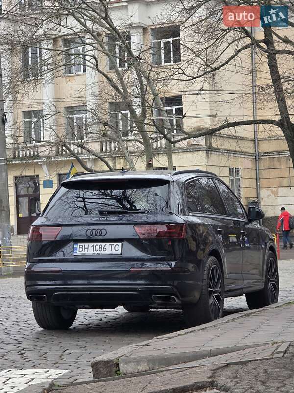 Внедорожник / Кроссовер Audi Q7 2016 в Одессе фото 13 Внедорожник / Кроссовер Audi Q7 2016 в Одессе