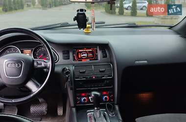 Внедорожник / Кроссовер Audi Q7 2006 в Нетешине