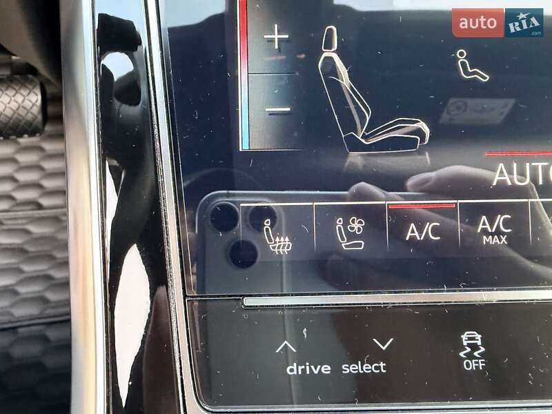 Внедорожник / Кроссовер Audi Q7 2022 в Киеве