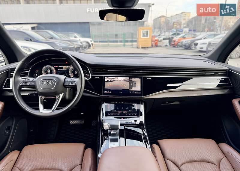 Внедорожник / Кроссовер Audi Q7 2022 в Киеве