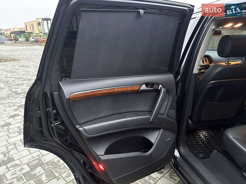 Внедорожник / Кроссовер Audi Q7 2014 в Хмельницком