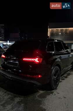 Внедорожник / Кроссовер Audi Q7 2019 в Днепре
