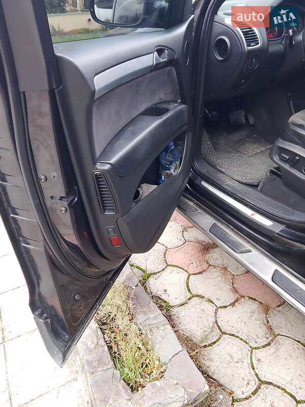 Позашляховик / Кросовер Audi Q7 2007 в Чопі