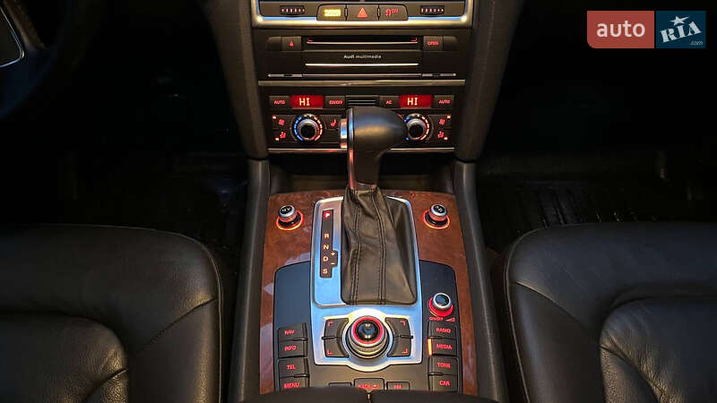 Внедорожник / Кроссовер Audi Q7 2012 в Хмельницком