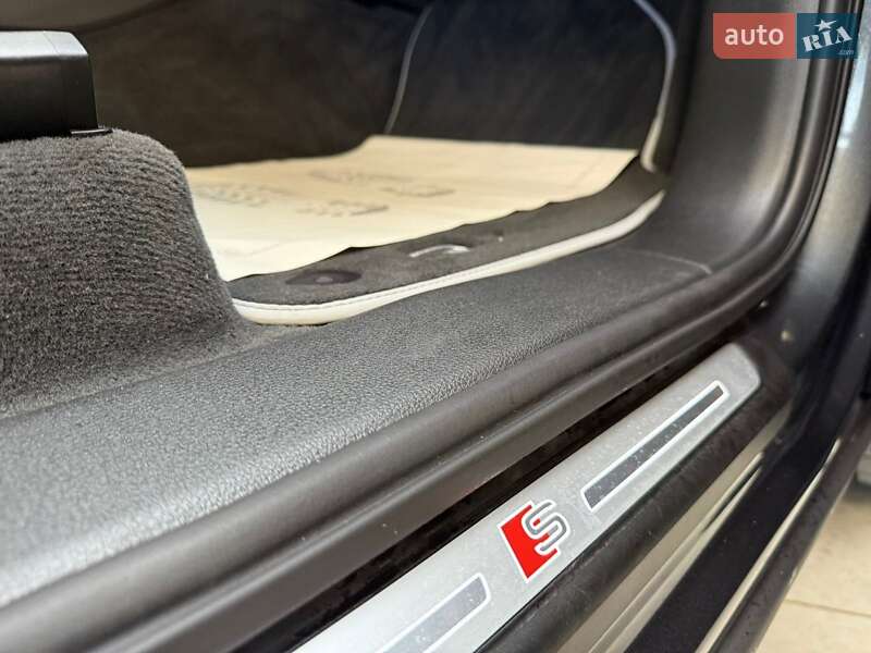 Внедорожник / Кроссовер Audi Q7 2020 в Тернополе