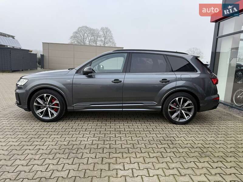 Внедорожник / Кроссовер Audi Q7 2020 в Тернополе