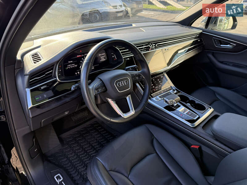 Внедорожник / Кроссовер Audi Q7 2022 в Харькове