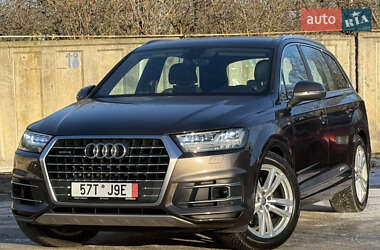 Внедорожник / Кроссовер Audi Q7 2017 в Ровно