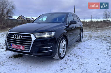 Внедорожник / Кроссовер Audi Q7 2015 в Дубно