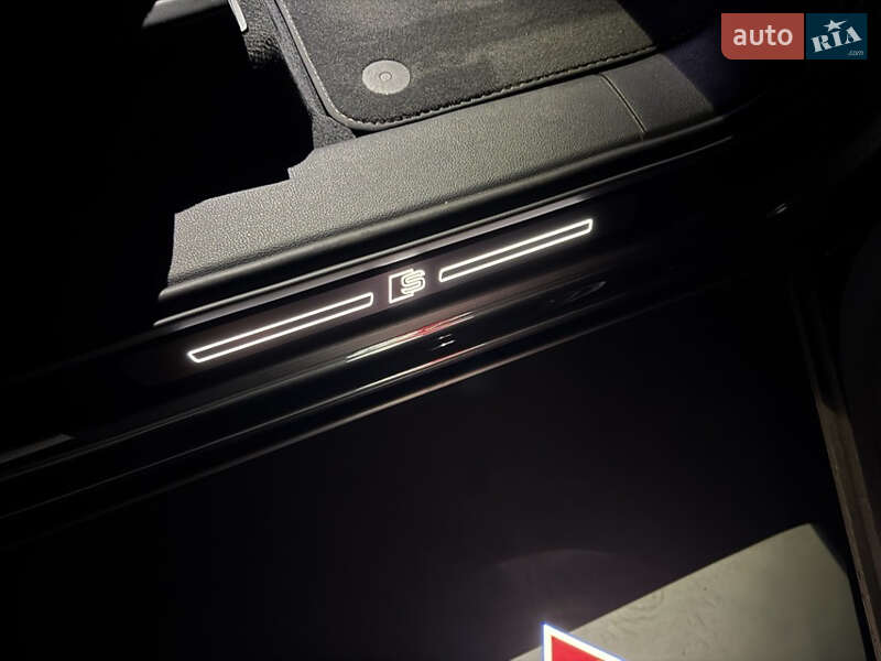 Позашляховик / Кросовер Audi Q7 2024 в Києві фото 33 Позашляховик / Кросовер Audi Q7 2024 в Києві