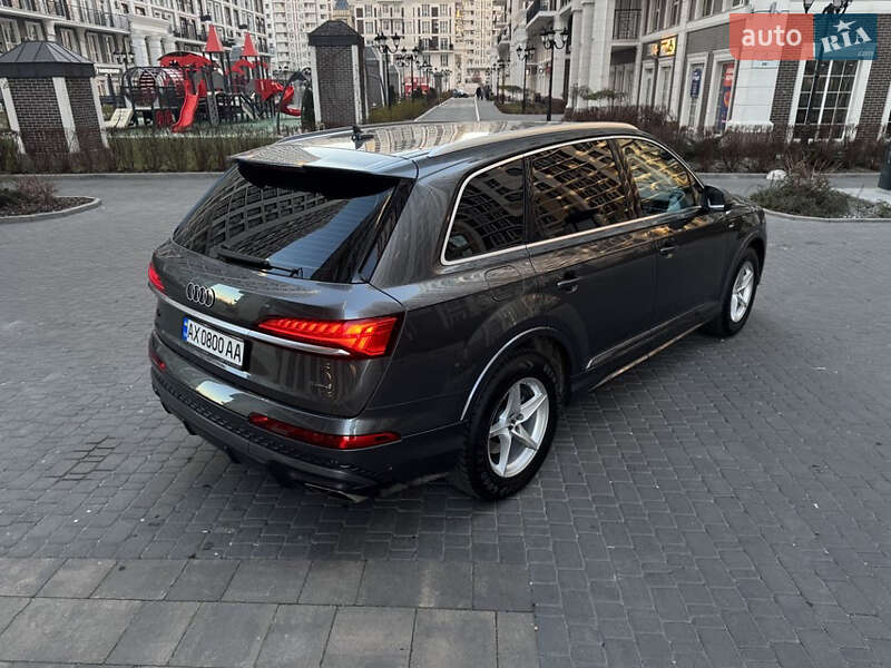 Позашляховик / Кросовер Audi Q7 2024 в Києві фото 102 Позашляховик / Кросовер Audi Q7 2024 в Києві