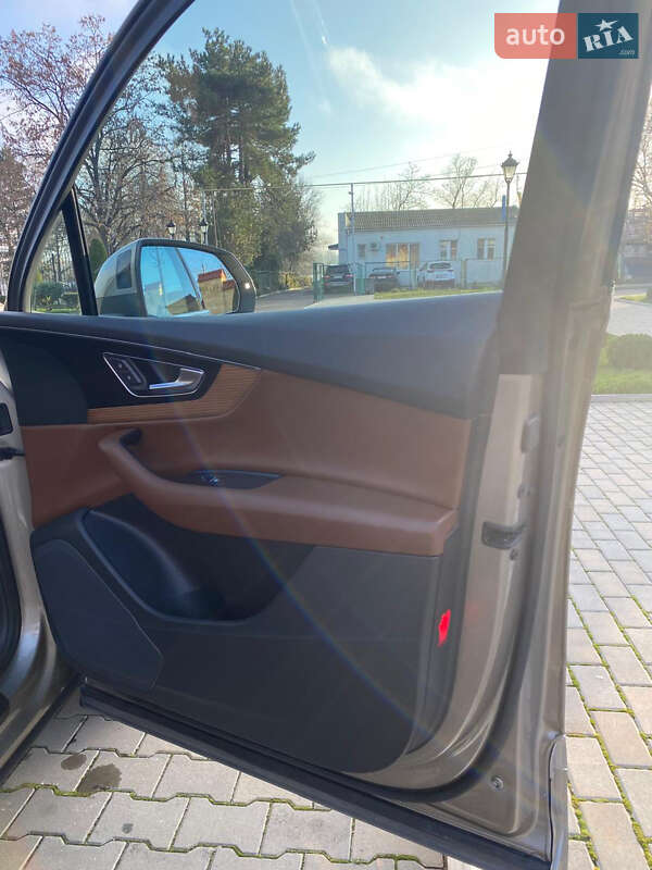 Позашляховик / Кросовер Audi Q7 2016 в Ізмаїлі фото 17 Позашляховик / Кросовер Audi Q7 2016 в Ізмаїлі