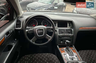 Внедорожник / Кроссовер Audi Q7 2010 в Запорожье