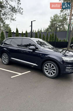 Позашляховик / Кросовер Audi Q7 2016 в Києві
