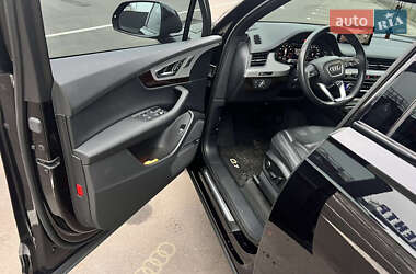 Внедорожник / Кроссовер Audi Q7 2019 в Киеве