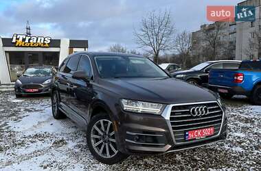 Позашляховик / Кросовер Audi Q7 2017 в Стрию