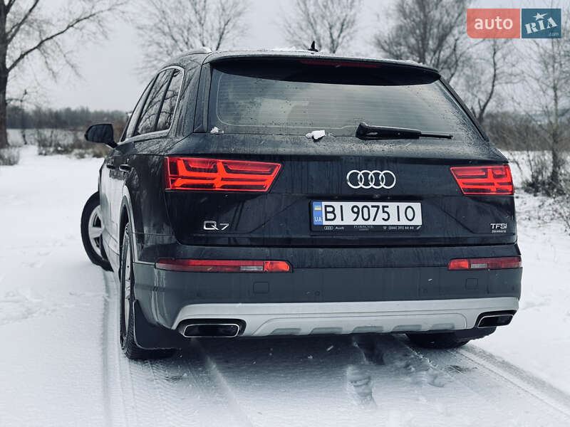 Внедорожник / Кроссовер Audi Q7 2018 в Горишних Плавнях