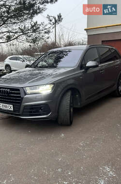 Позашляховик / Кросовер Audi Q7 2017 в Львові