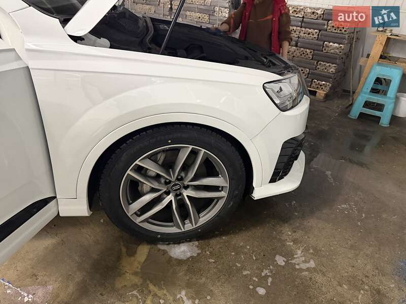 Внедорожник / Кроссовер Audi Q7 2017 в Черновцах фото 15 Внедорожник / Кроссовер Audi Q7 2017 в Черновцах