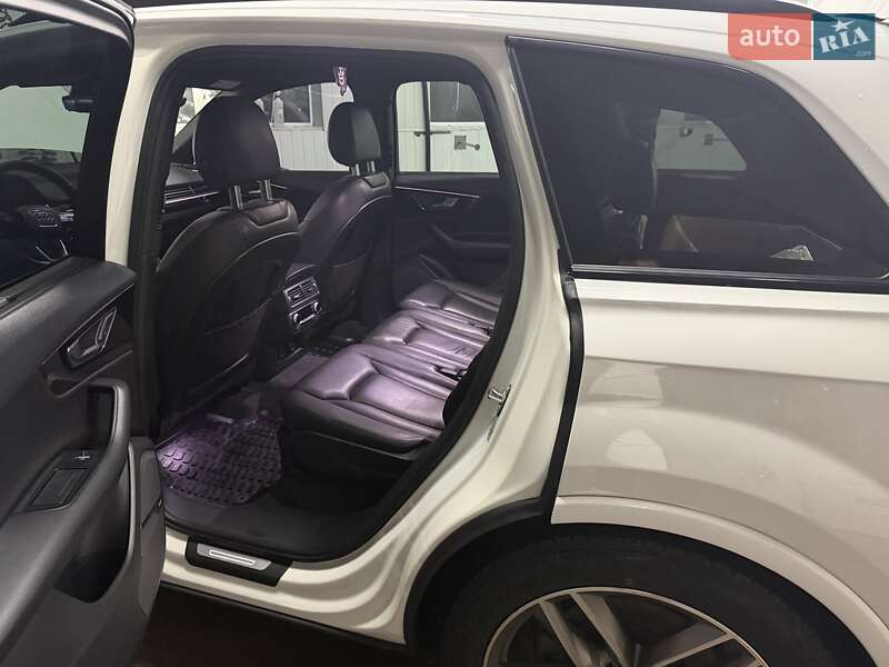 Внедорожник / Кроссовер Audi Q7 2017 в Черновцах фото 22 Внедорожник / Кроссовер Audi Q7 2017 в Черновцах