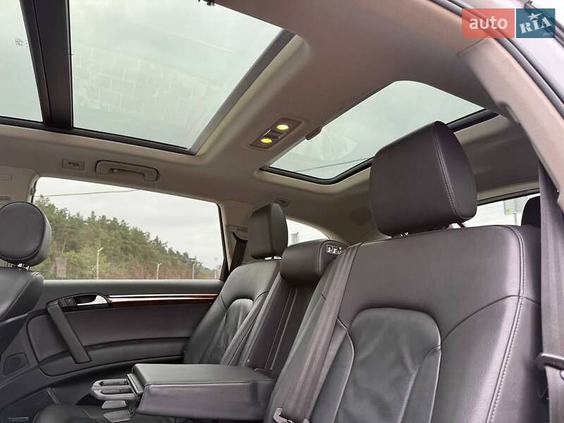 Позашляховик / Кросовер Audi Q7 2015 в Києві фото 28 Позашляховик / Кросовер Audi Q7 2015 в Києві