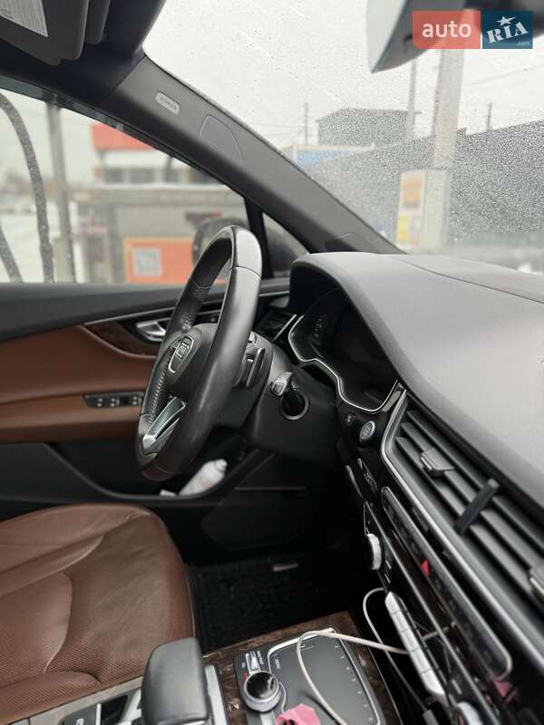 Внедорожник / Кроссовер Audi Q7 2018 в Киеве