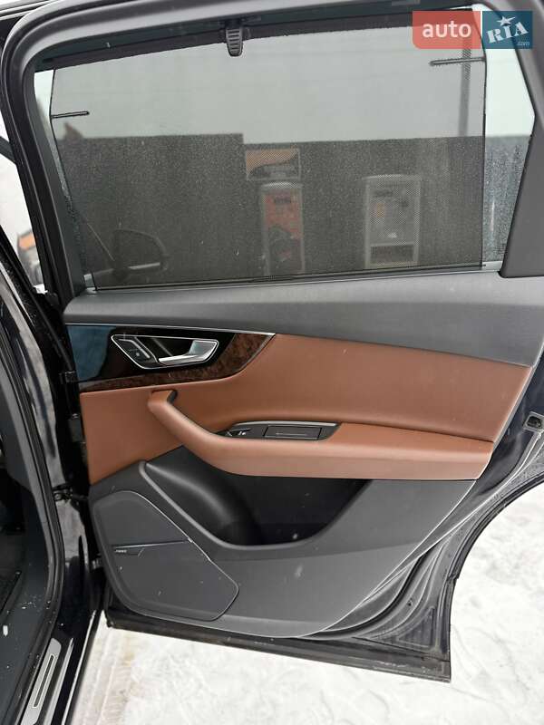 Внедорожник / Кроссовер Audi Q7 2018 в Киеве