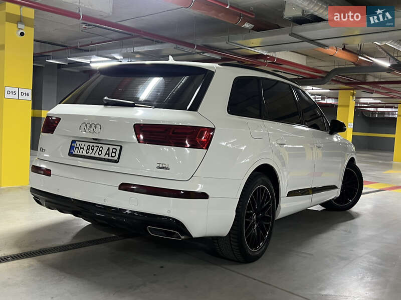 Внедорожник / Кроссовер Audi Q7 2016 в Одессе фото 16 Внедорожник / Кроссовер Audi Q7 2016 в Одессе