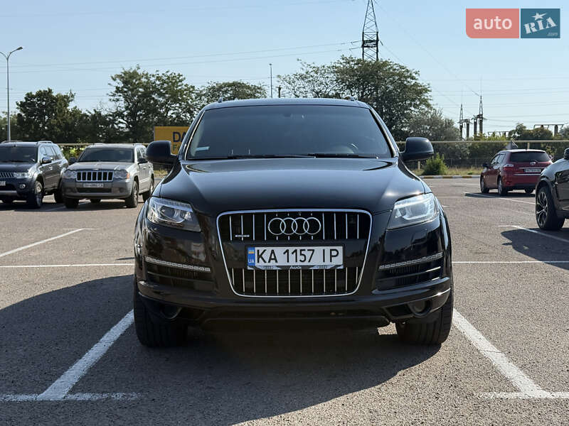 Позашляховик / Кросовер Audi Q7 2010 в Одесі