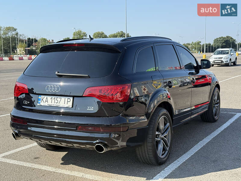 Позашляховик / Кросовер Audi Q7 2010 в Одесі