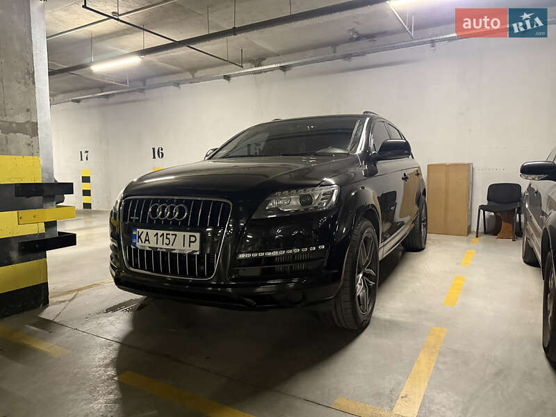 Позашляховик / Кросовер Audi Q7 2010 в Одесі