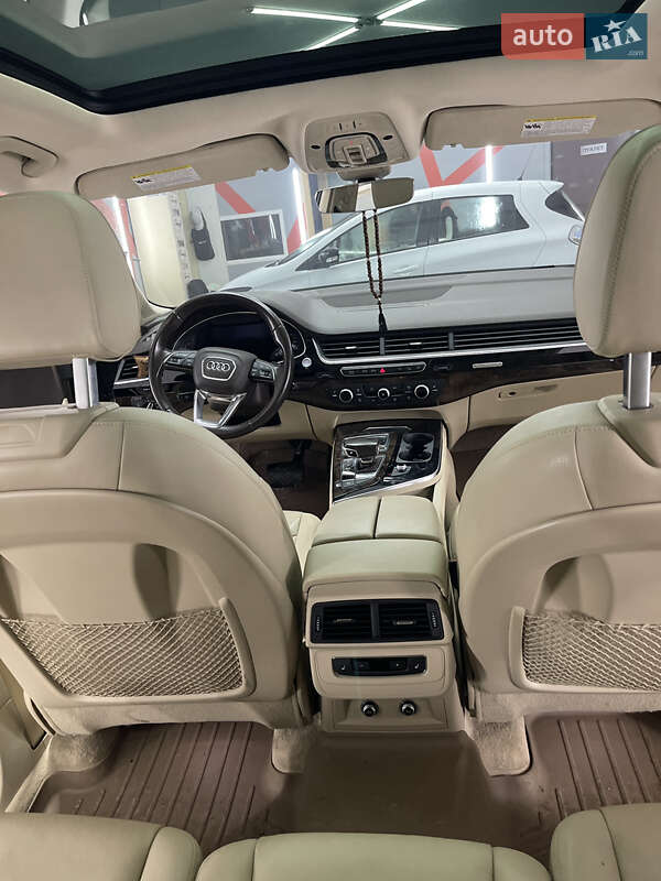 Позашляховик / Кросовер Audi Q7 2018 в Вінниці фото 48 Позашляховик / Кросовер Audi Q7 2018 в Вінниці