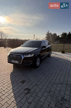 Внедорожник / Кроссовер Audi Q7 2015 в Виноградове