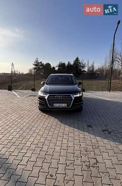 Внедорожник / Кроссовер Audi Q7 2015 в Виноградове
