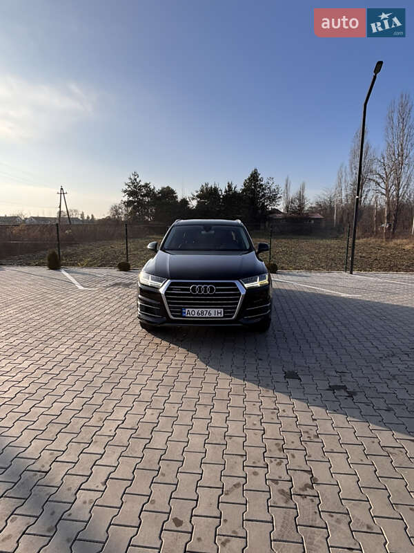 Внедорожник / Кроссовер Audi Q7 2015 в Виноградове