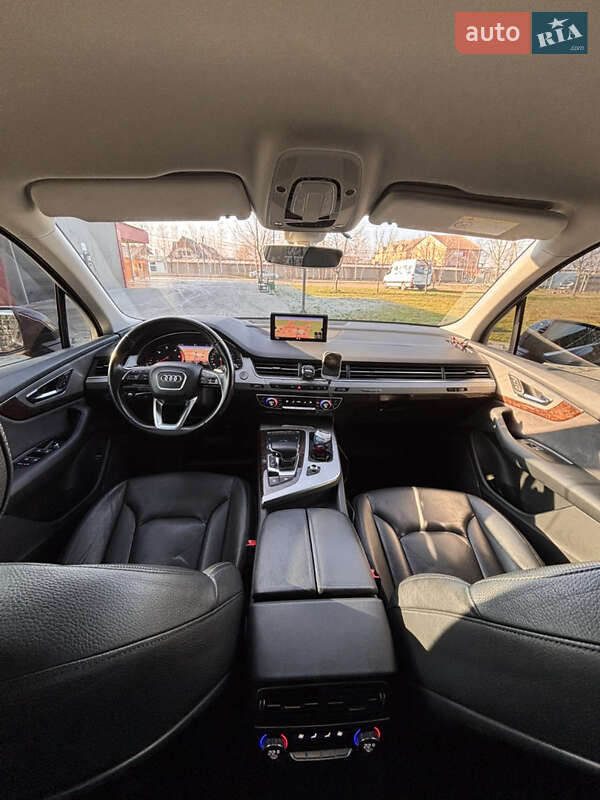 Внедорожник / Кроссовер Audi Q7 2015 в Виноградове