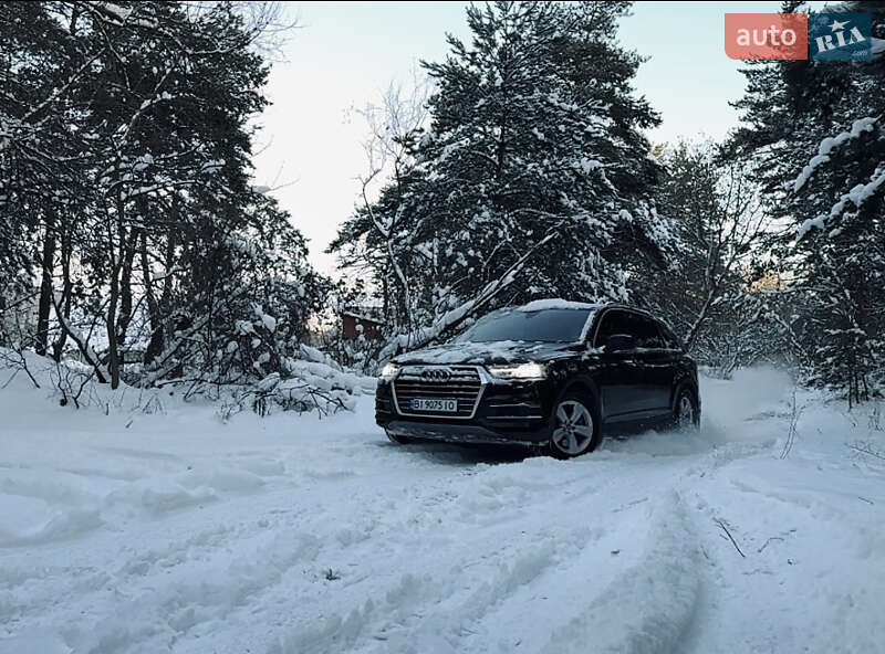 Внедорожник / Кроссовер Audi Q7 2018 в Горишних Плавнях