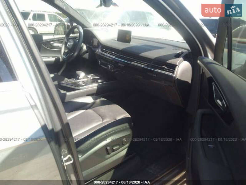 Внедорожник / Кроссовер Audi Q7 2017 в Киеве