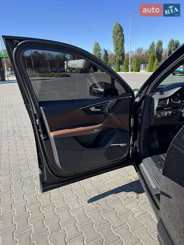 Позашляховик / Кросовер Audi Q7 2017 в Полтаві фото 7 Позашляховик / Кросовер Audi Q7 2017 в Полтаві