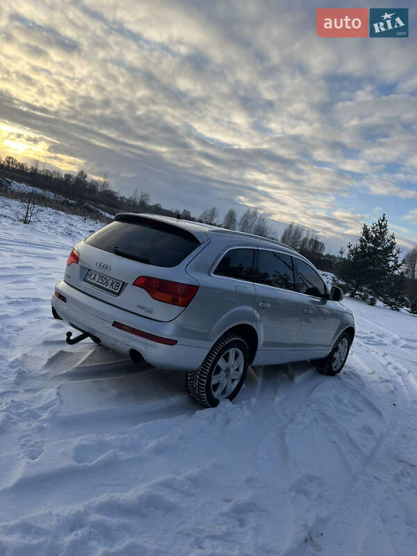 Позашляховик / Кросовер Audi Q7 2006 в Полтаві