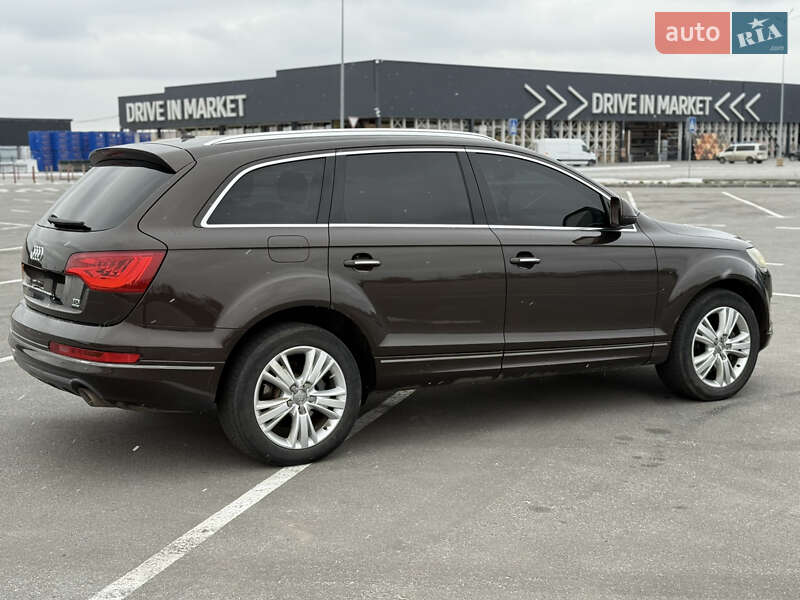 Внедорожник / Кроссовер Audi Q7 2010 в Виннице