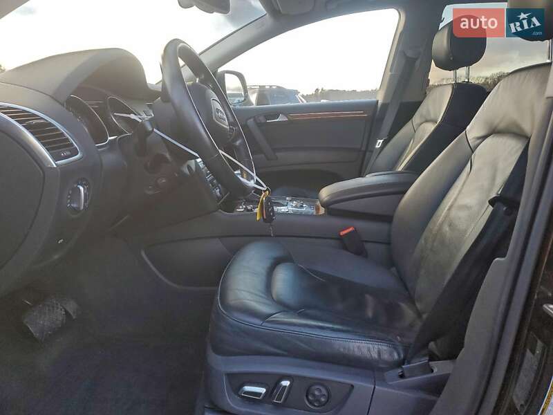 Позашляховик / Кросовер Audi Q7 2015 в Львові