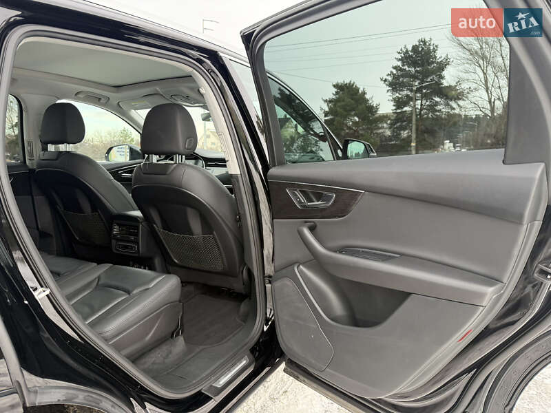 Внедорожник / Кроссовер Audi Q7 2020 в Киеве фото 17 Внедорожник / Кроссовер Audi Q7 2020 в Киеве