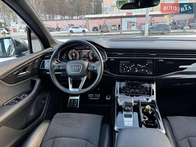 Внедорожник / Кроссовер Audi Q7 2023 в Хмельницком