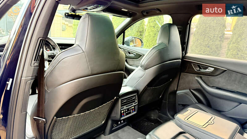 Внедорожник / Кроссовер Audi Q7 2019 в Черновцах