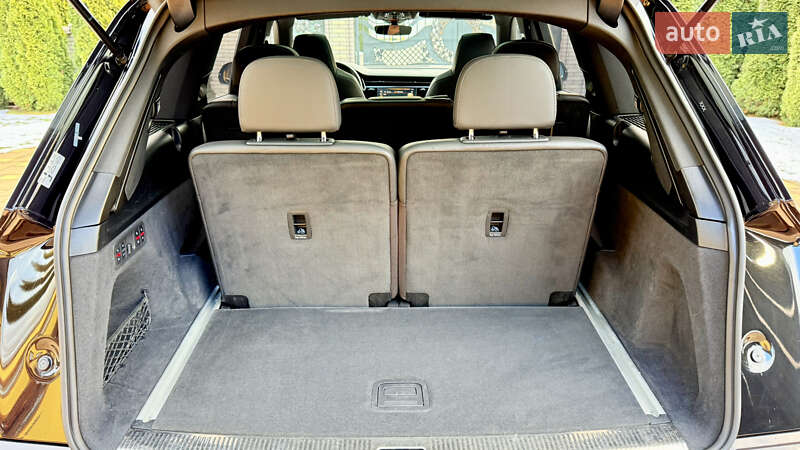 Внедорожник / Кроссовер Audi Q7 2019 в Черновцах