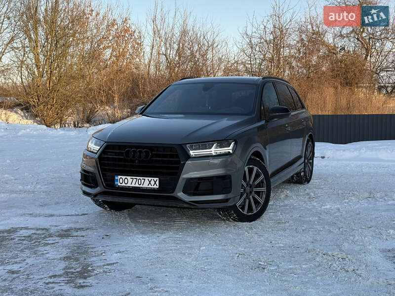 Позашляховик / Кросовер Audi Q7 2017 в Бердичеві