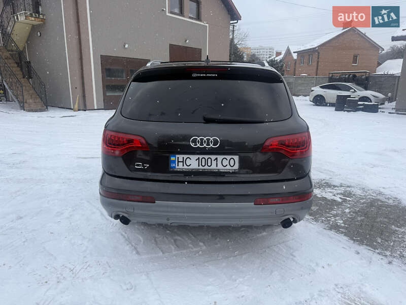 Позашляховик / Кросовер Audi Q7 2011 в Львові