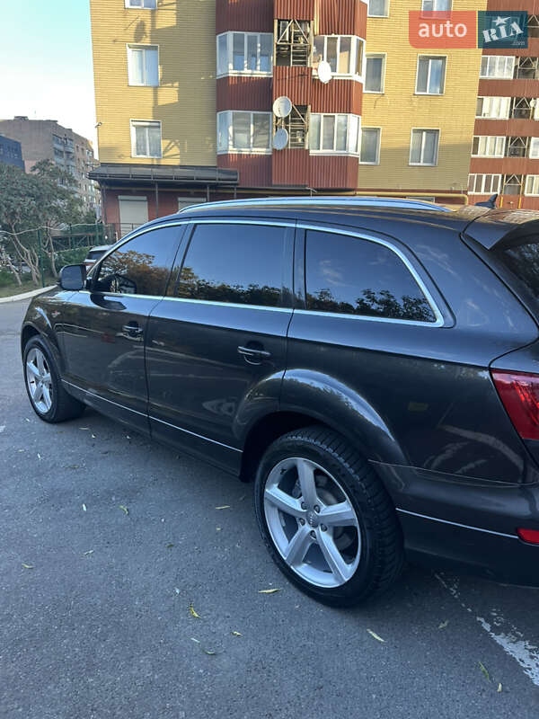 Позашляховик / Кросовер Audi Q7 2014 в Харкові